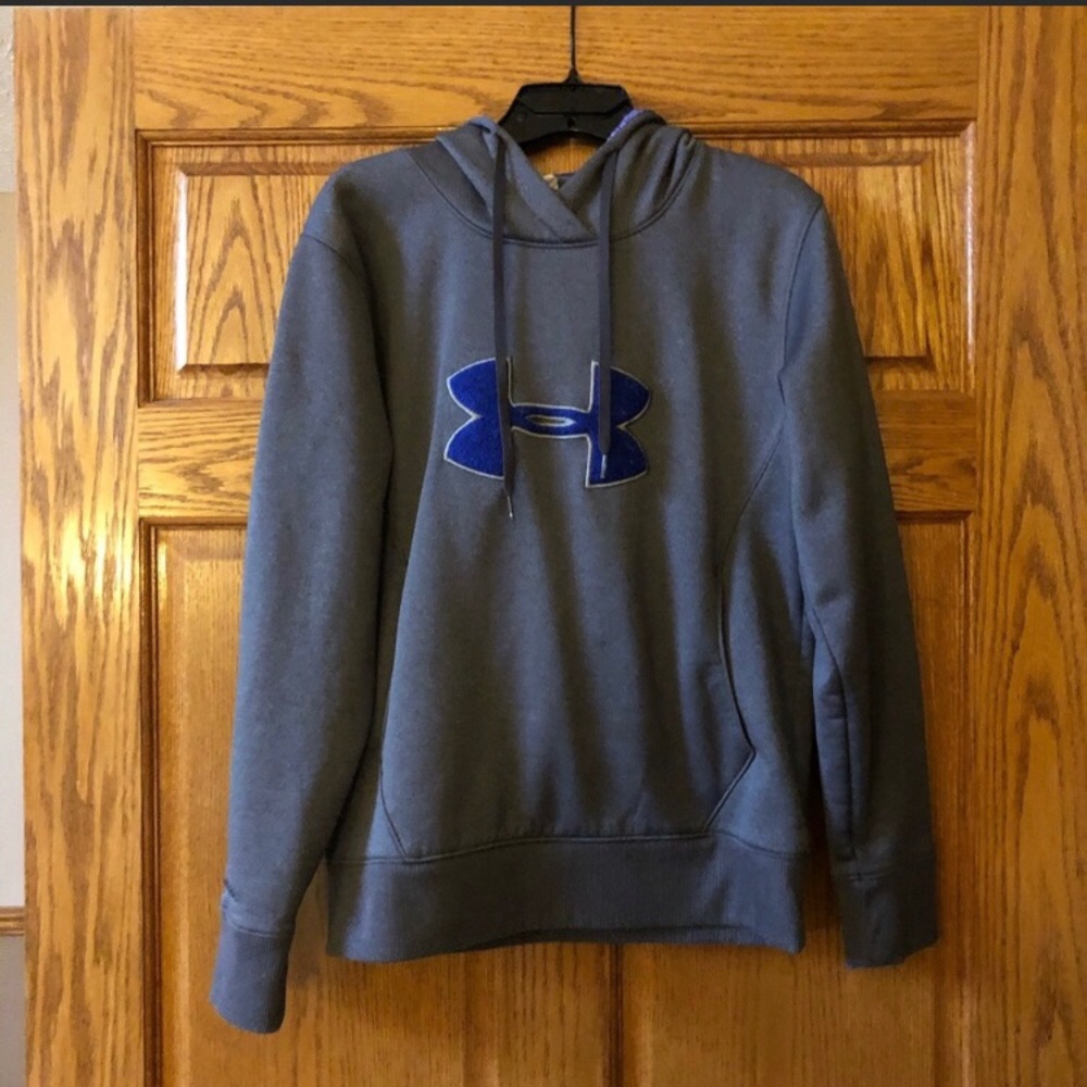 Women’s Under Armour hooded sweatshirt. Dark gray with blue. Size Medium. EUC.